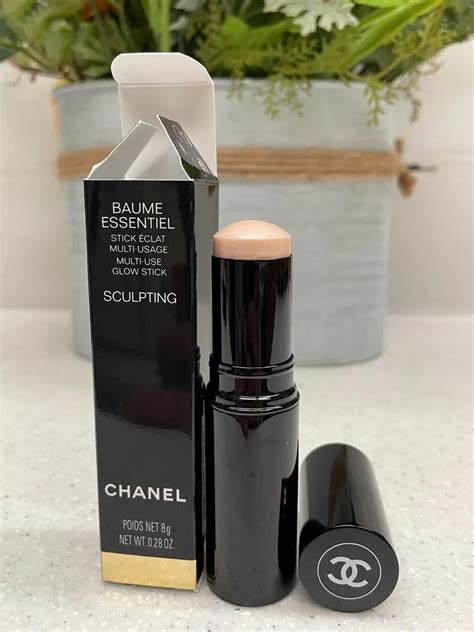 Looking for Chanel Baume Essentiel Multi